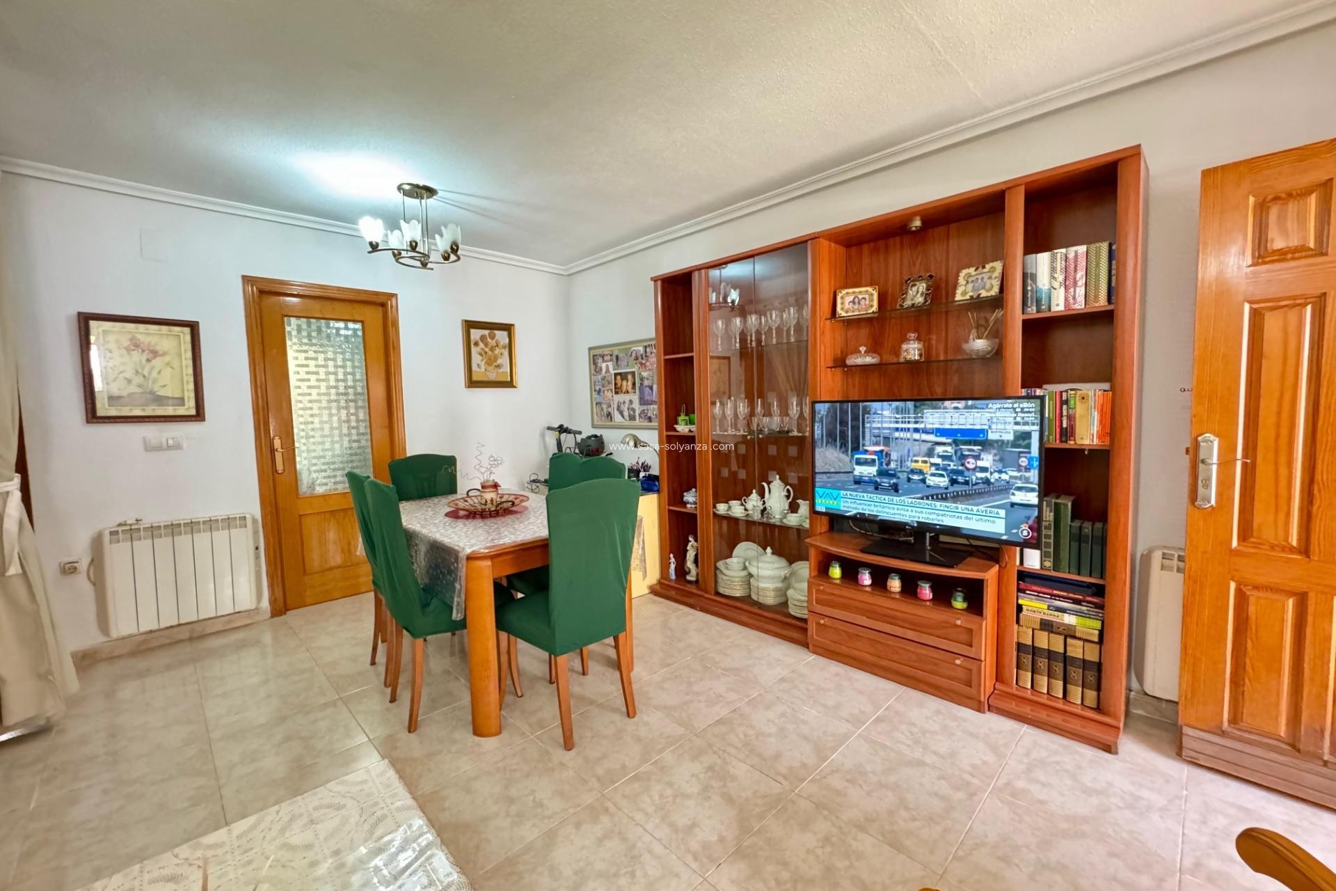 Resale - Semi-detached house - Torrevieja - La Siesta