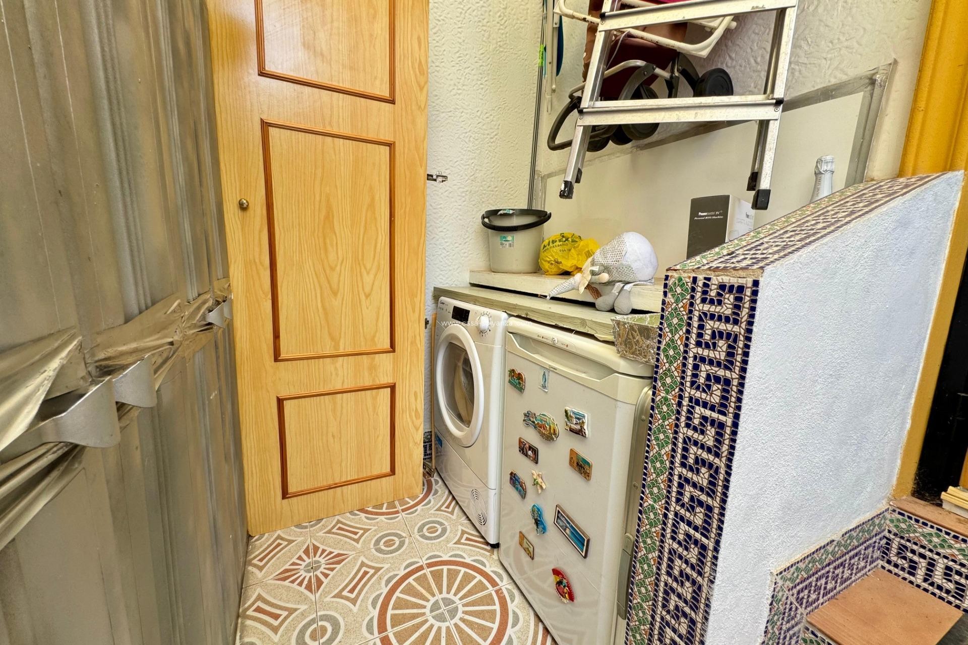 Resale - Semi-detached house - Torrevieja - La Siesta