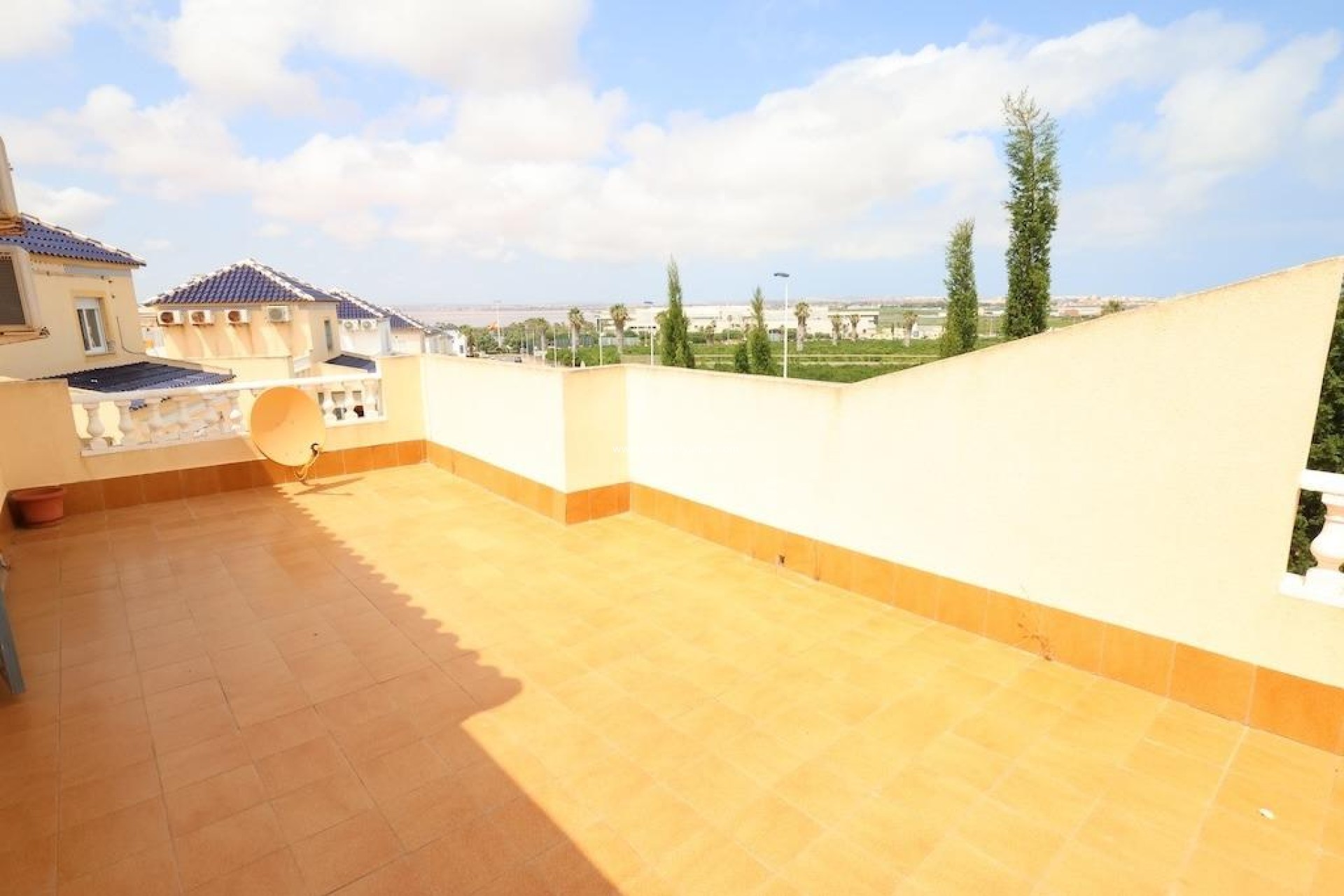 Resale - Semi-detached house - Torrevieja - Los Balcones