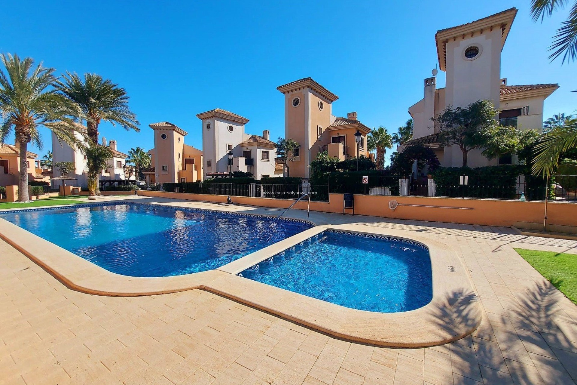 Resale - Semi-Detached Villa - Algorfa - La Finca Golf Resort