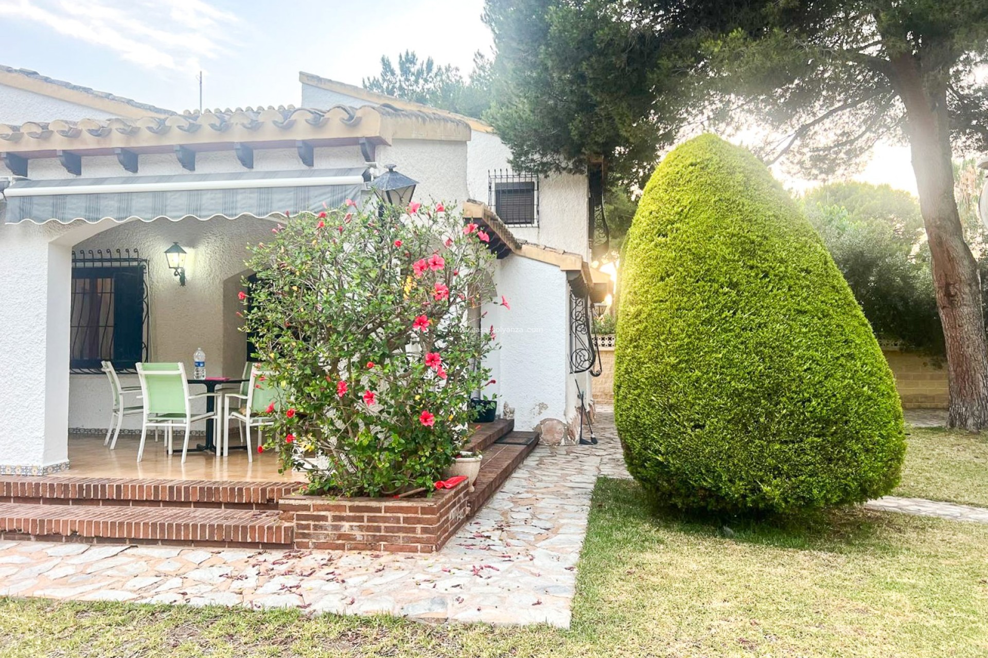 Resale - Semi-Detached Villa - Orihuela Costa - Punta Prima