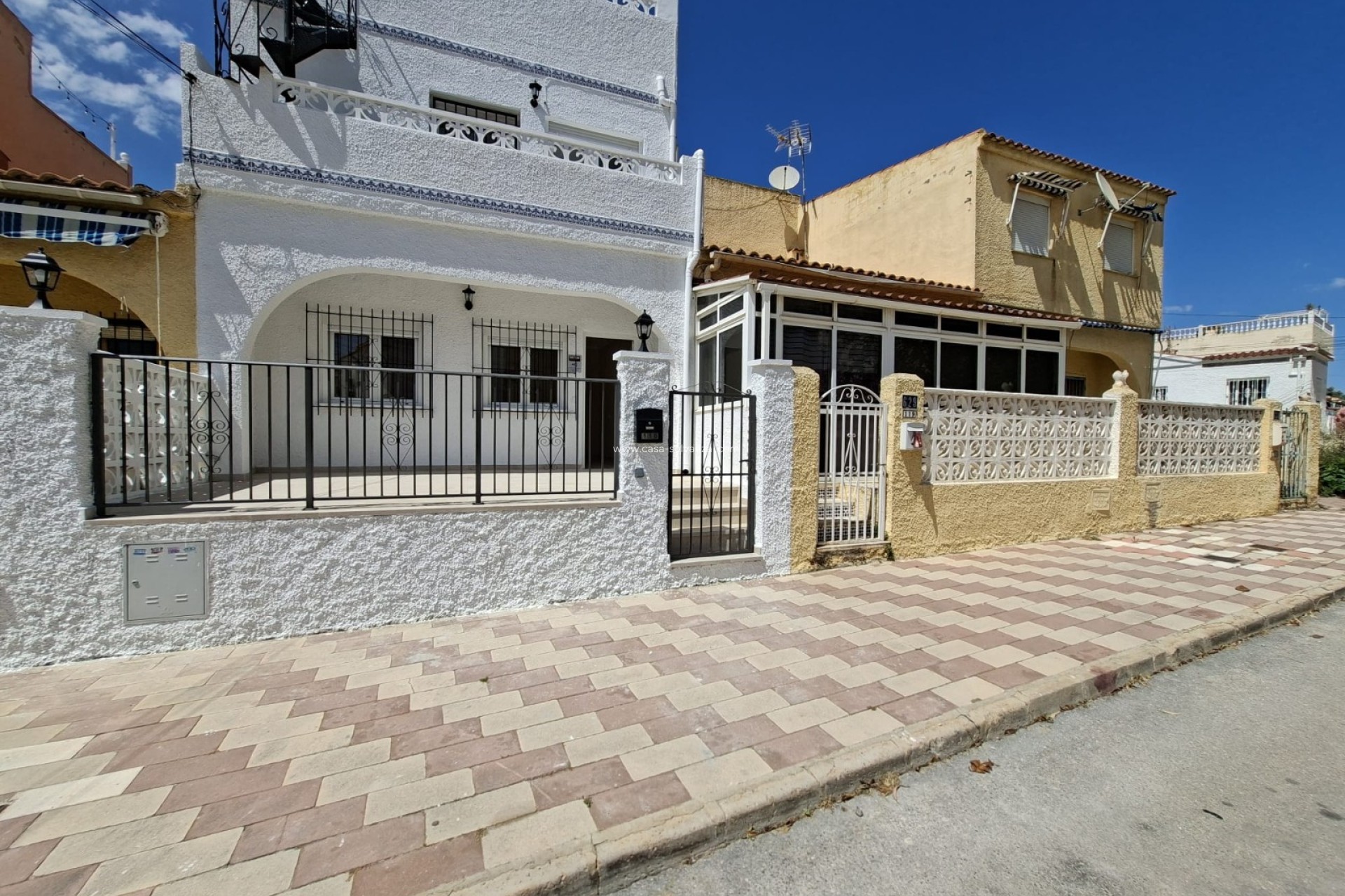 Resale - Terraced house / Townhouse - San Fulgencio - La Marina