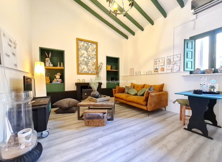 Resale - Townhouse - Algueña - Inland