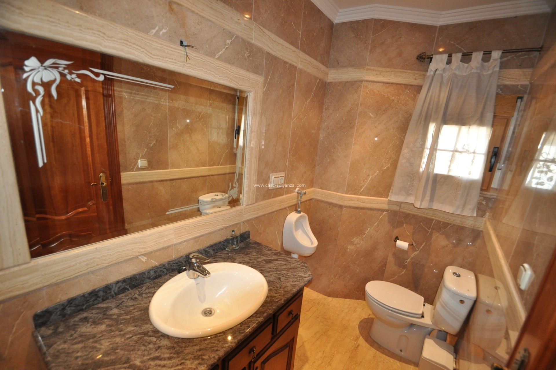 Resale - Townhouse - Algueña - Inland
