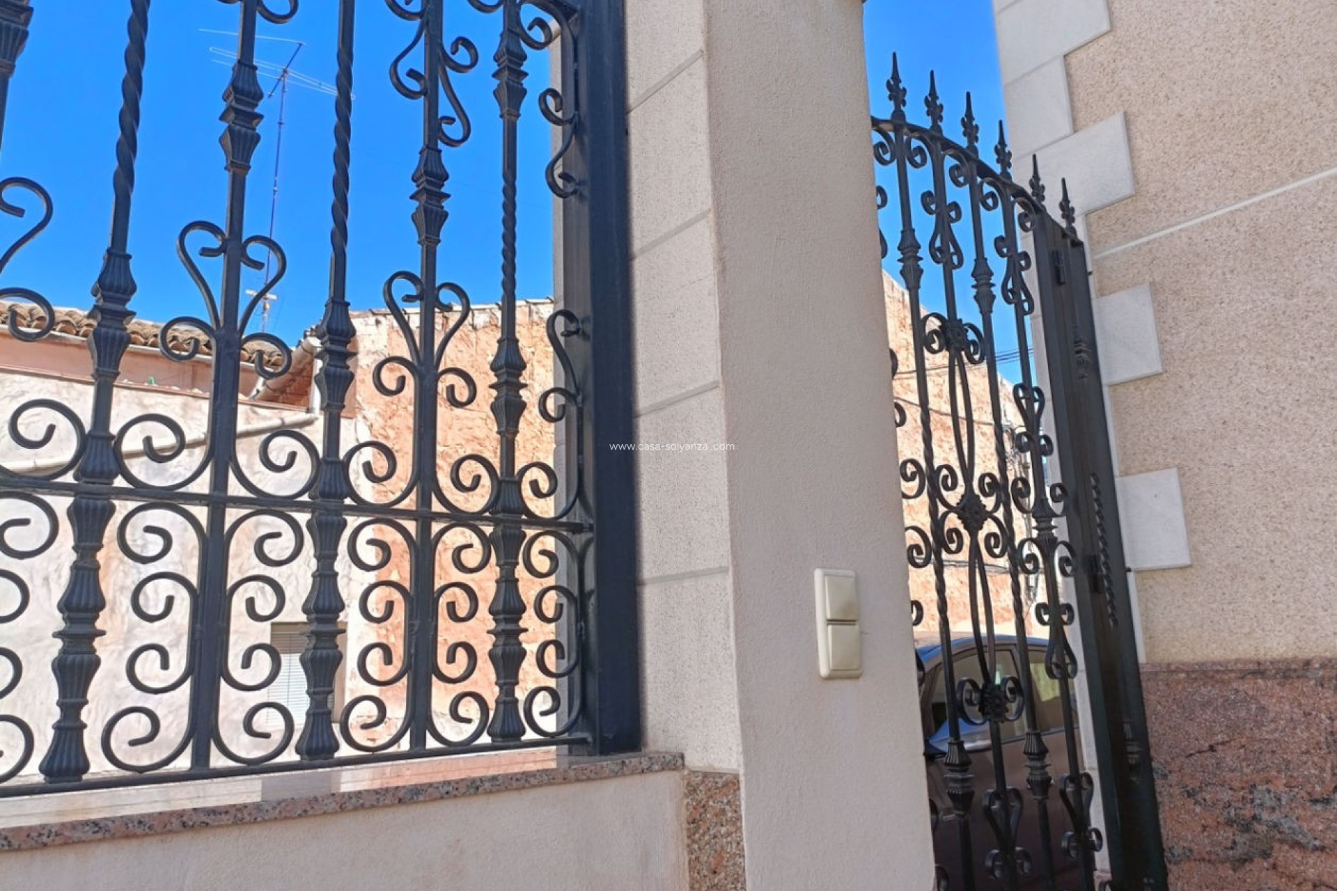 Resale - Townhouse - Algueña - Inland