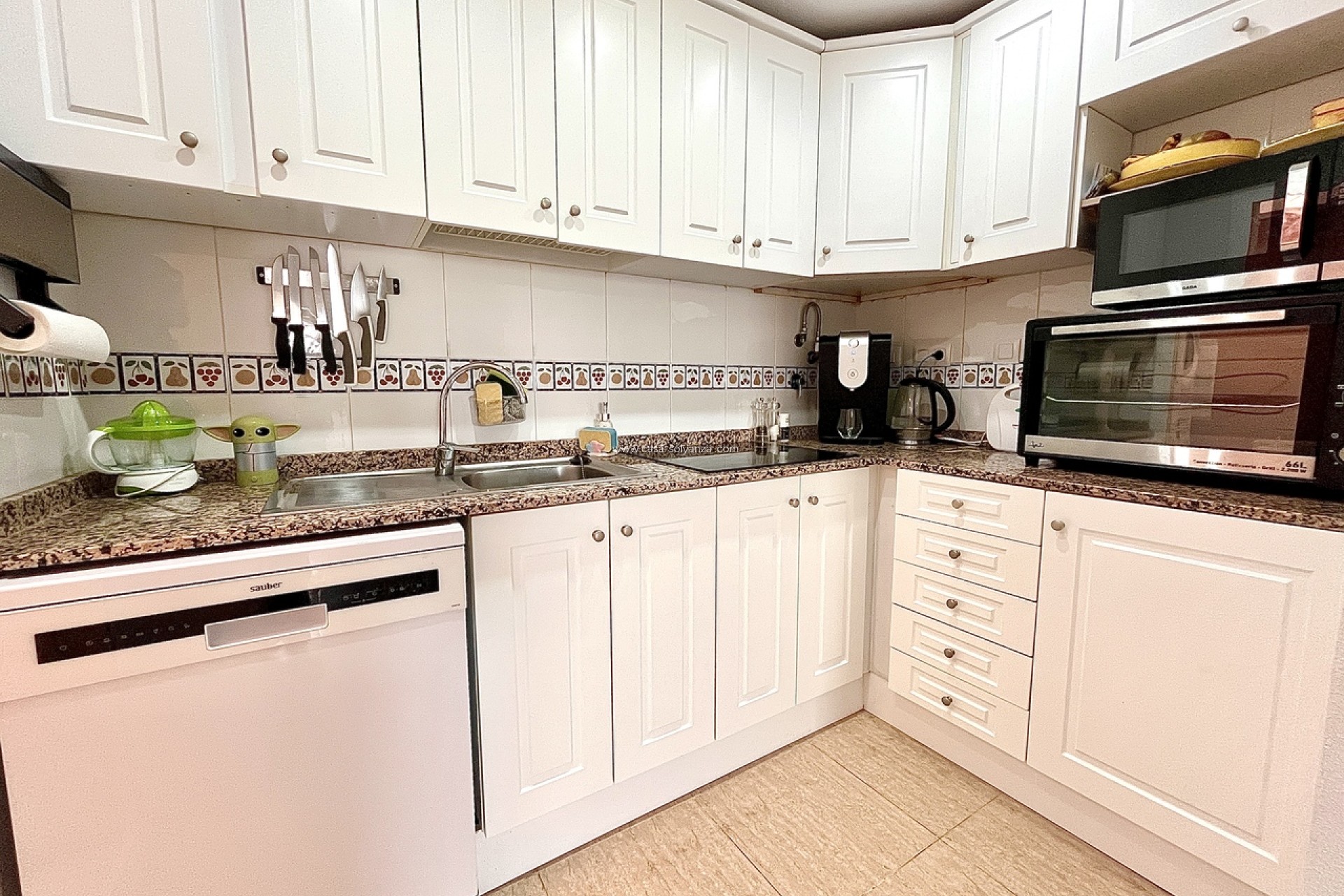 Resale - Townhouse - Avileses - Inland