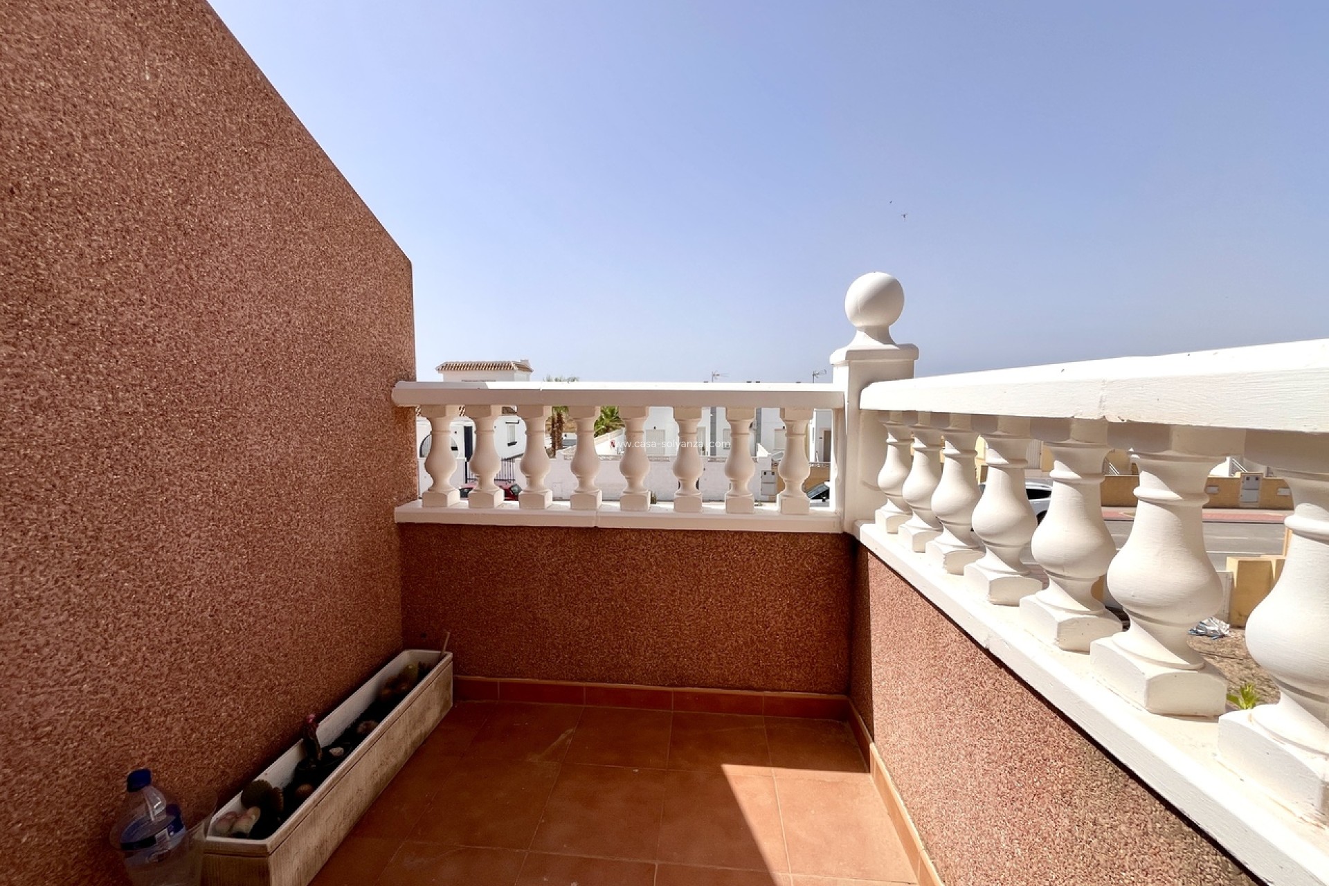 Resale - Townhouse - Avileses