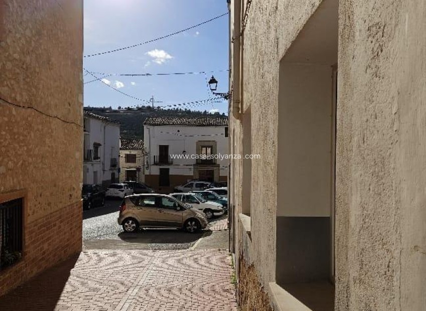Resale - Townhouse - Benilloba