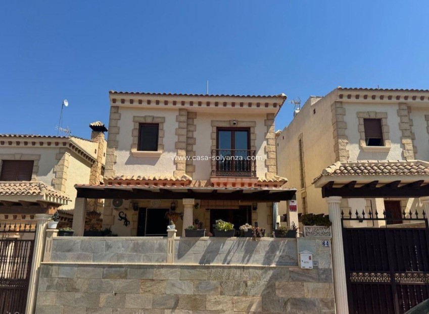 Resale - Townhouse - Bigastro - Comunidad Valenciana