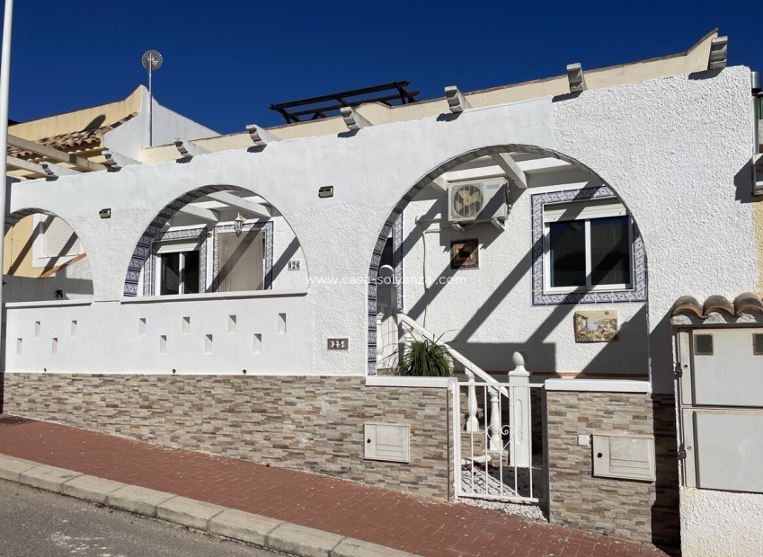 Resale - Townhouse - Camposol - Inland