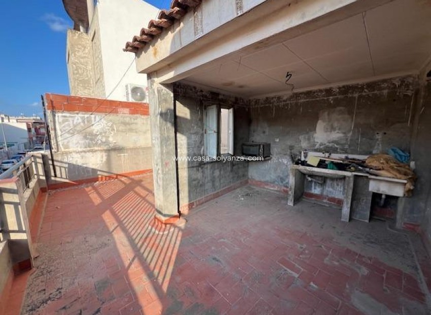 Resale - Townhouse - Catral - Avda Principal