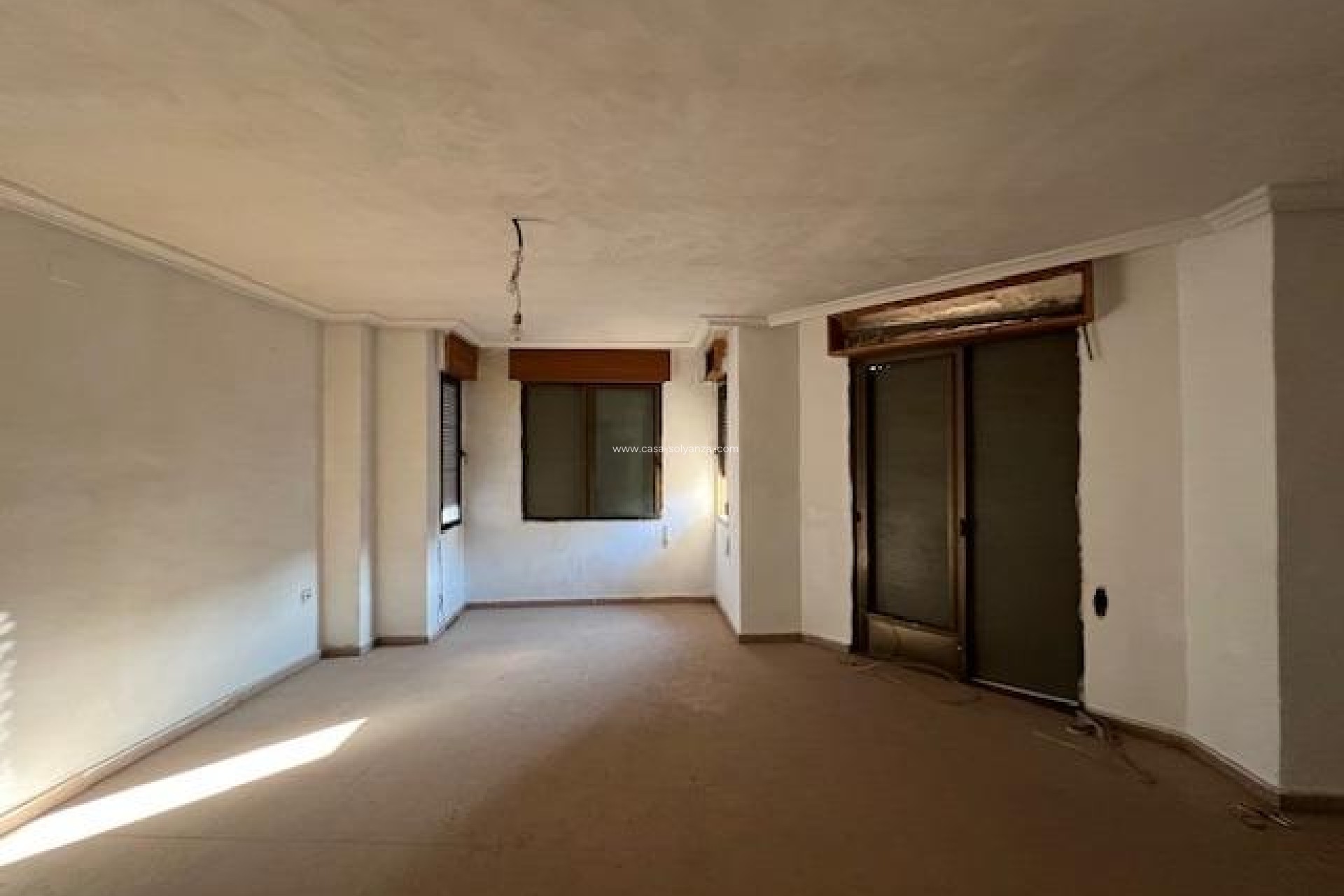 Resale - Townhouse - Catral - Avda Principal