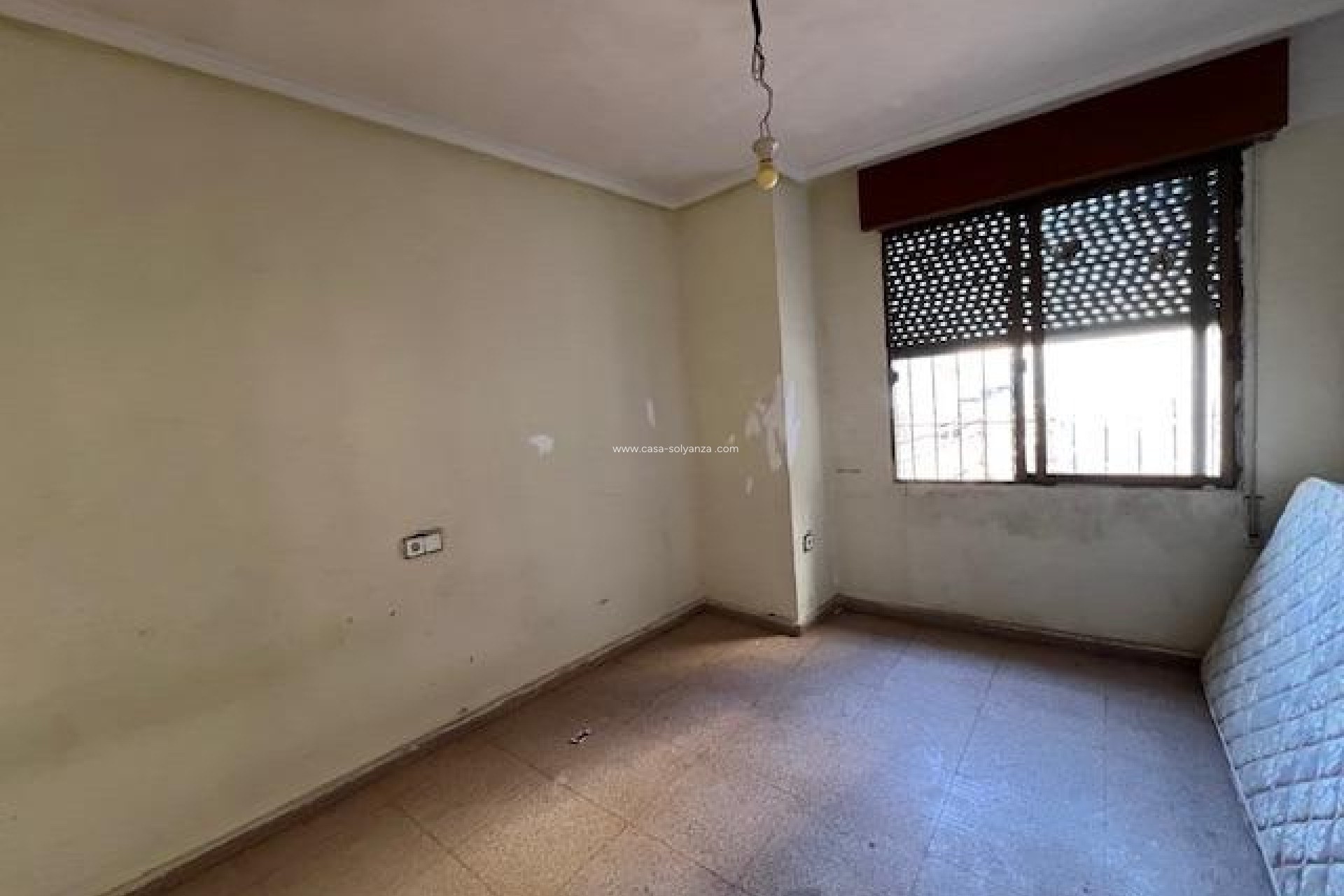 Resale - Townhouse - Catral - Avda Principal