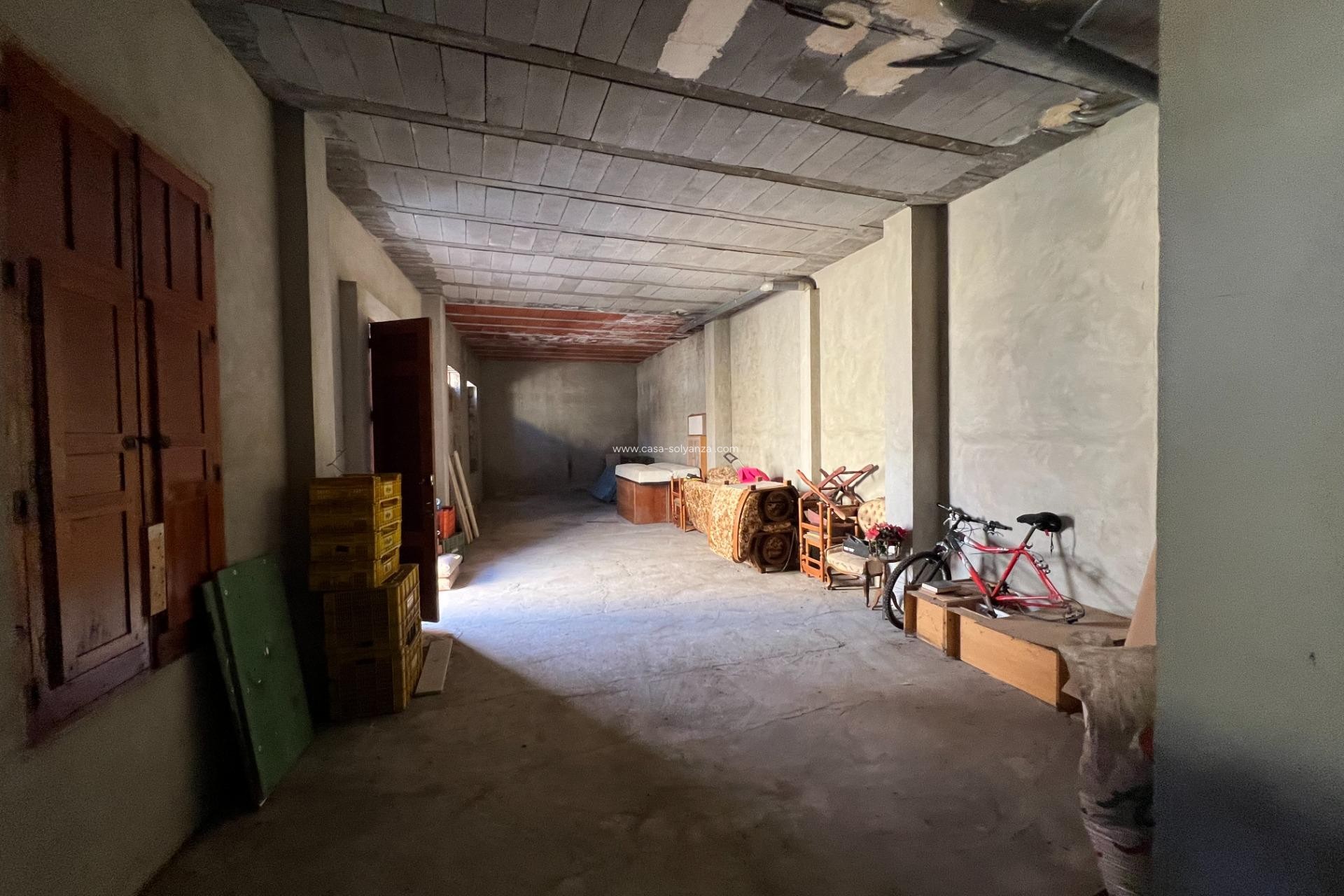 Resale - Townhouse - Catral - Avda Principal