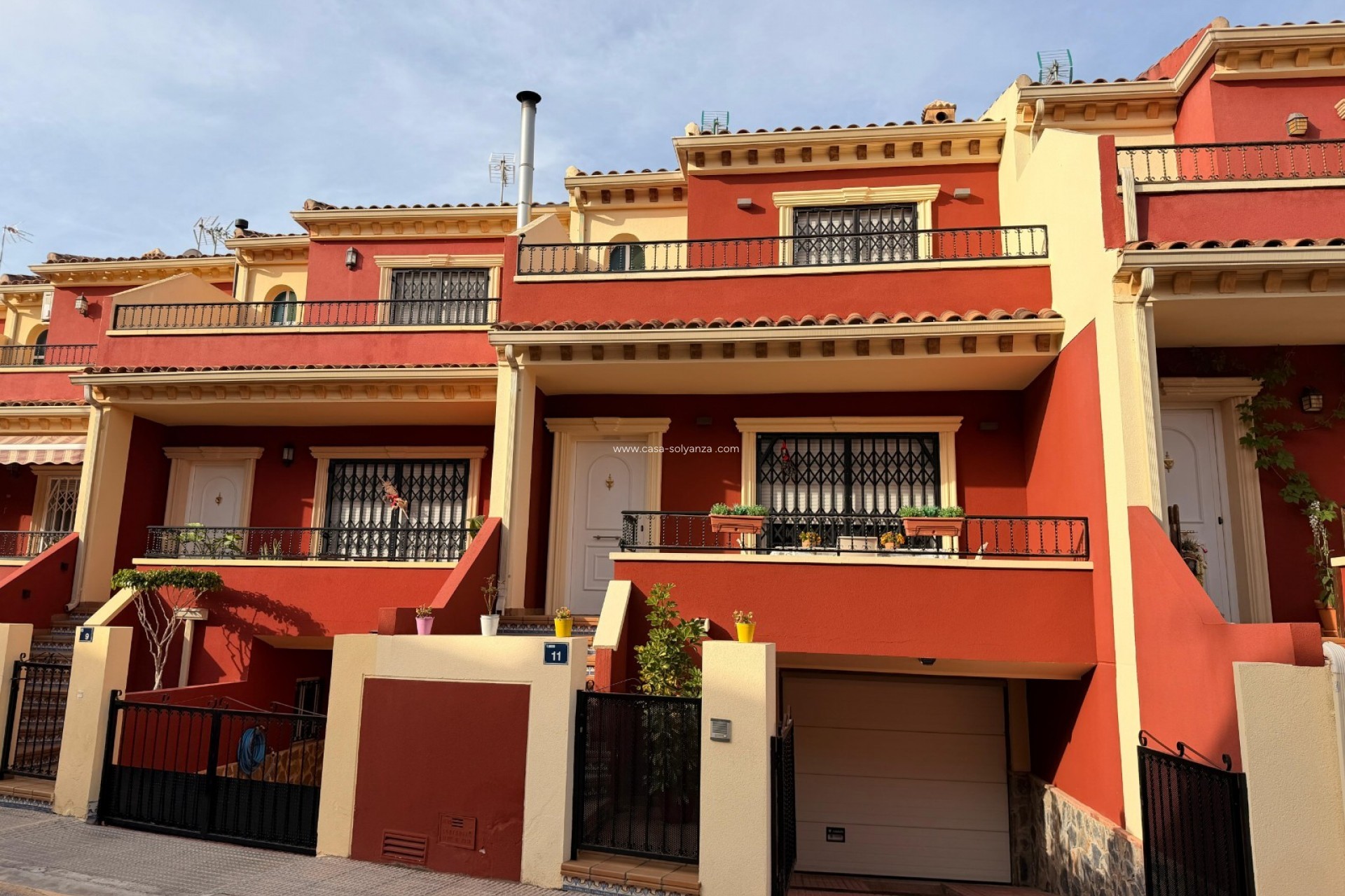 Resale - Townhouse - Catral - pueblo