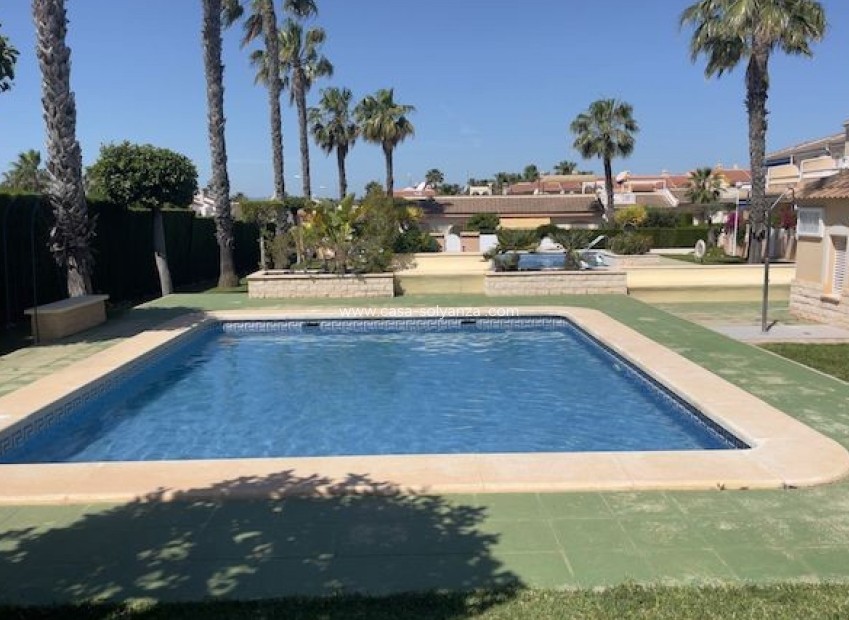 Resale - Townhouse - Ciudad Quesada - Doña pepa