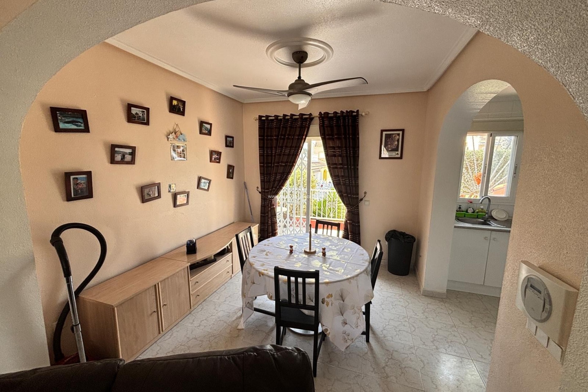 Resale - Townhouse - Ciudad Quesada - Doña pepa