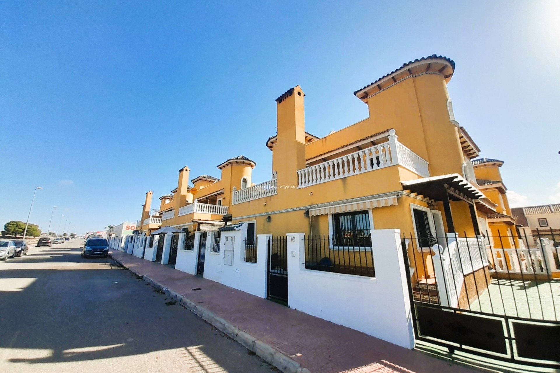 Resale - Townhouse - Ciudad Quesada - Lo Marabu