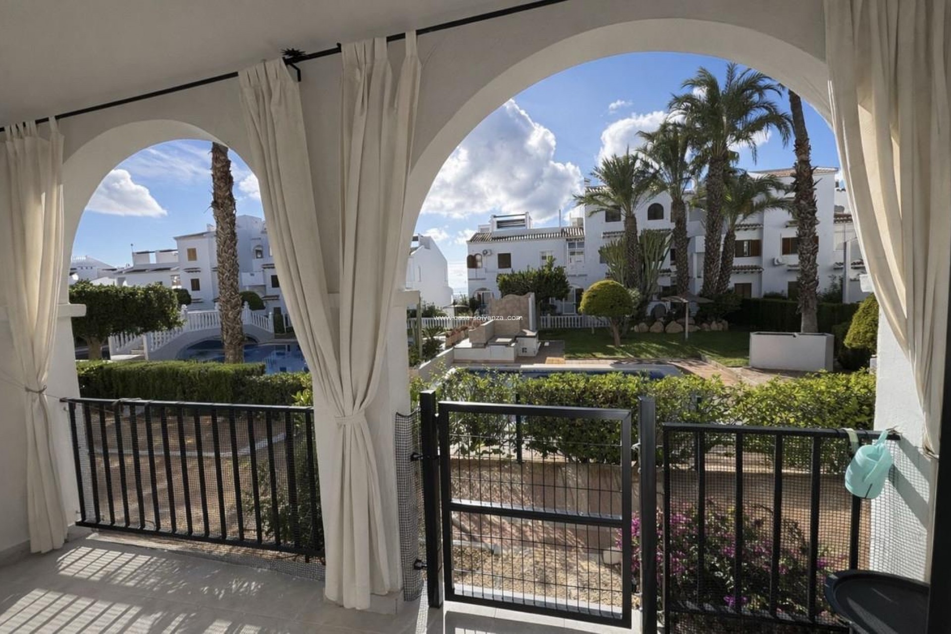 Resale - Townhouse - Ciudad Quesada
