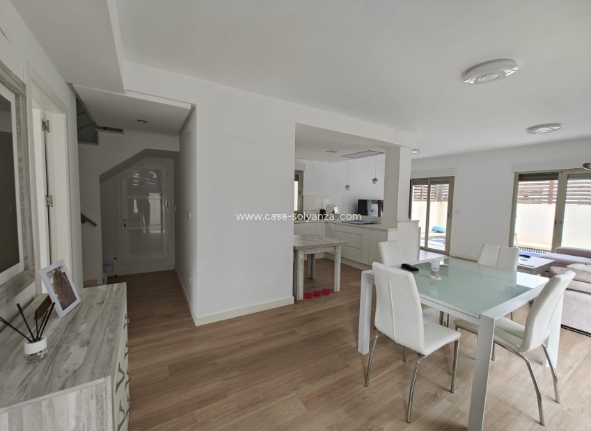 Resale - Townhouse - Cox - Inland