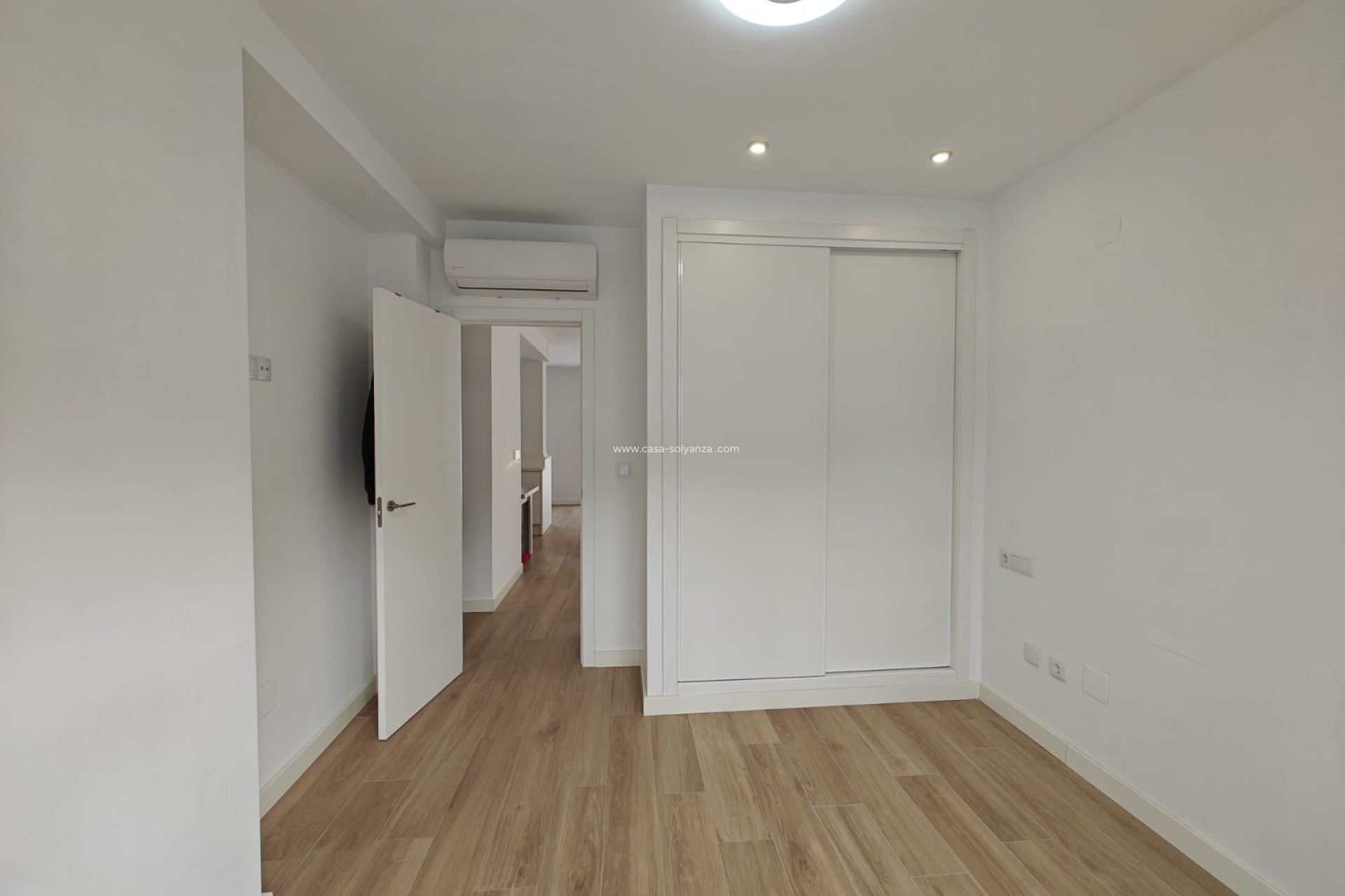 Resale - Townhouse - Cox - Inland