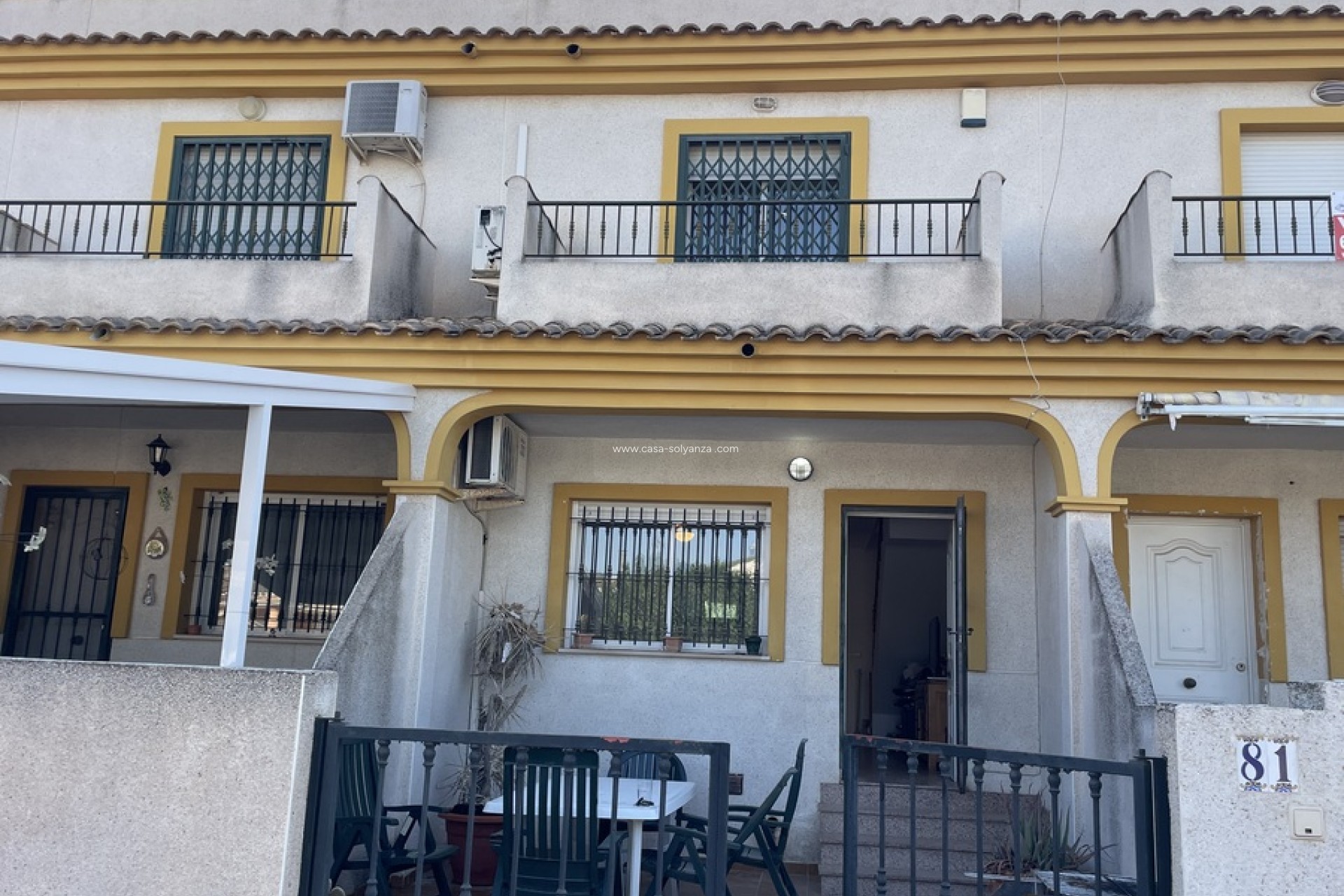 Resale - Townhouse - Daya Nueva - 0