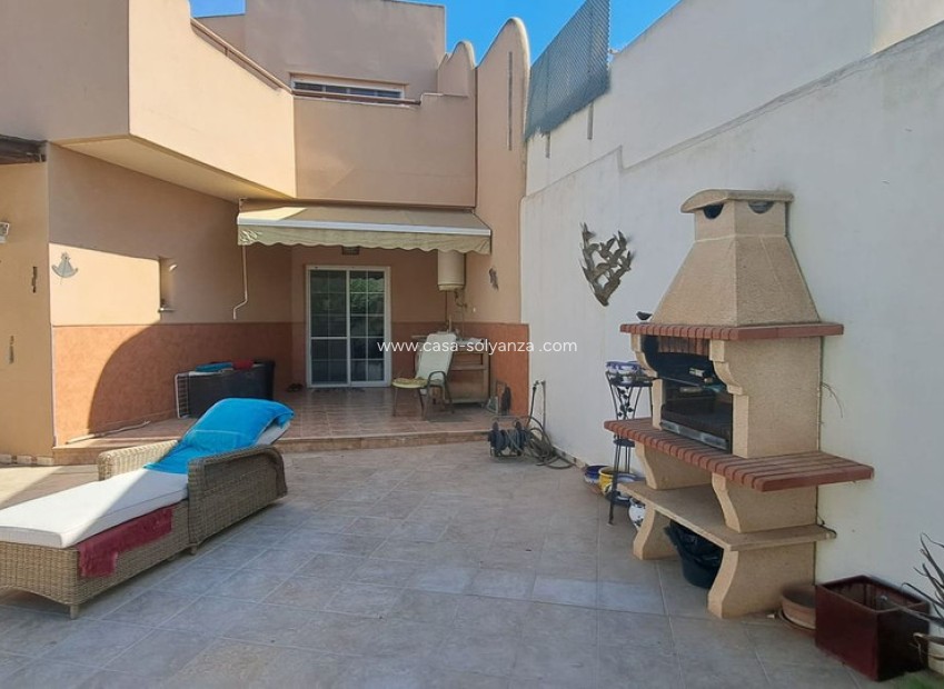 Resale - Townhouse - Dolores de Pacheco - Inland