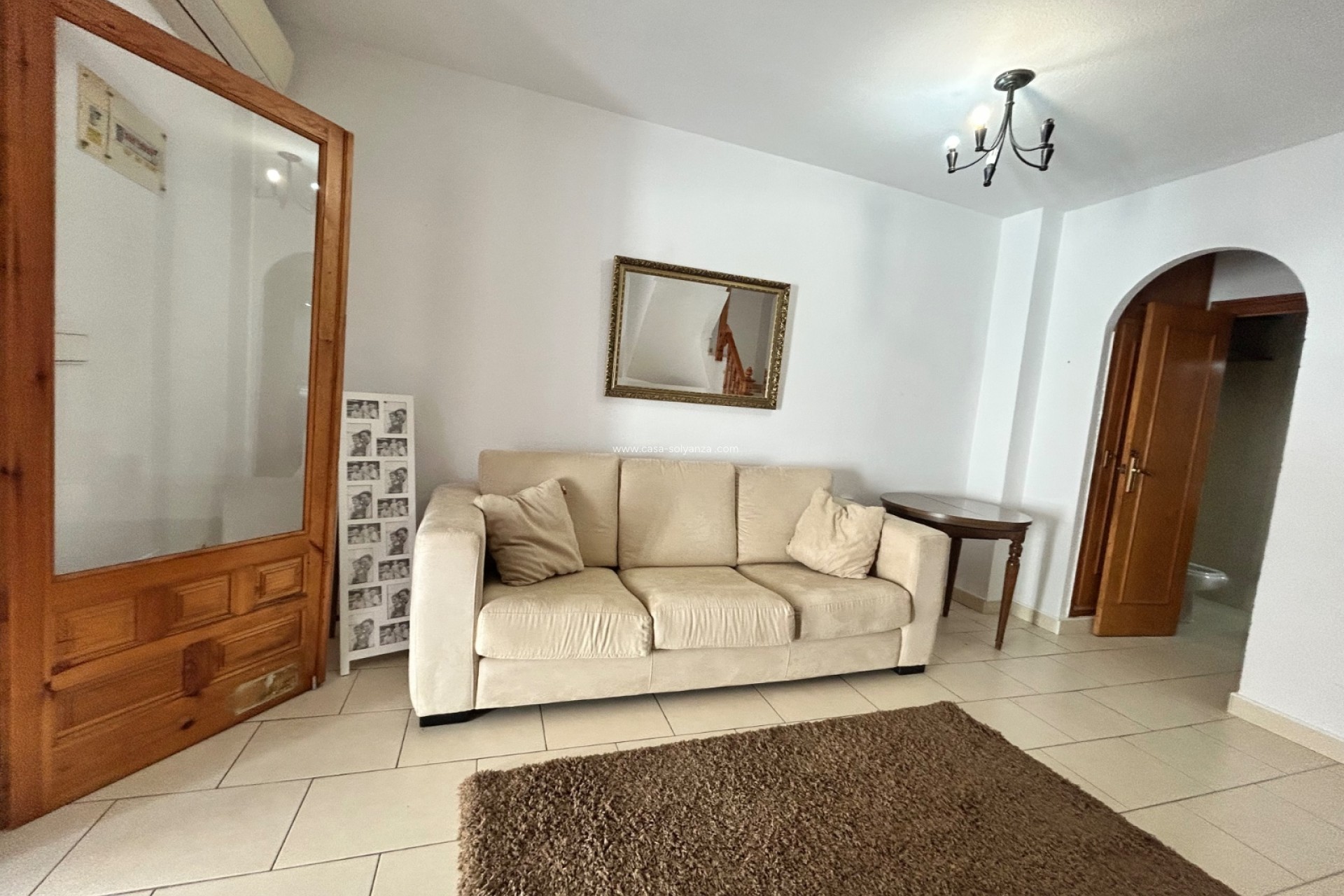 Resale - Townhouse - El Chaparral - Inland