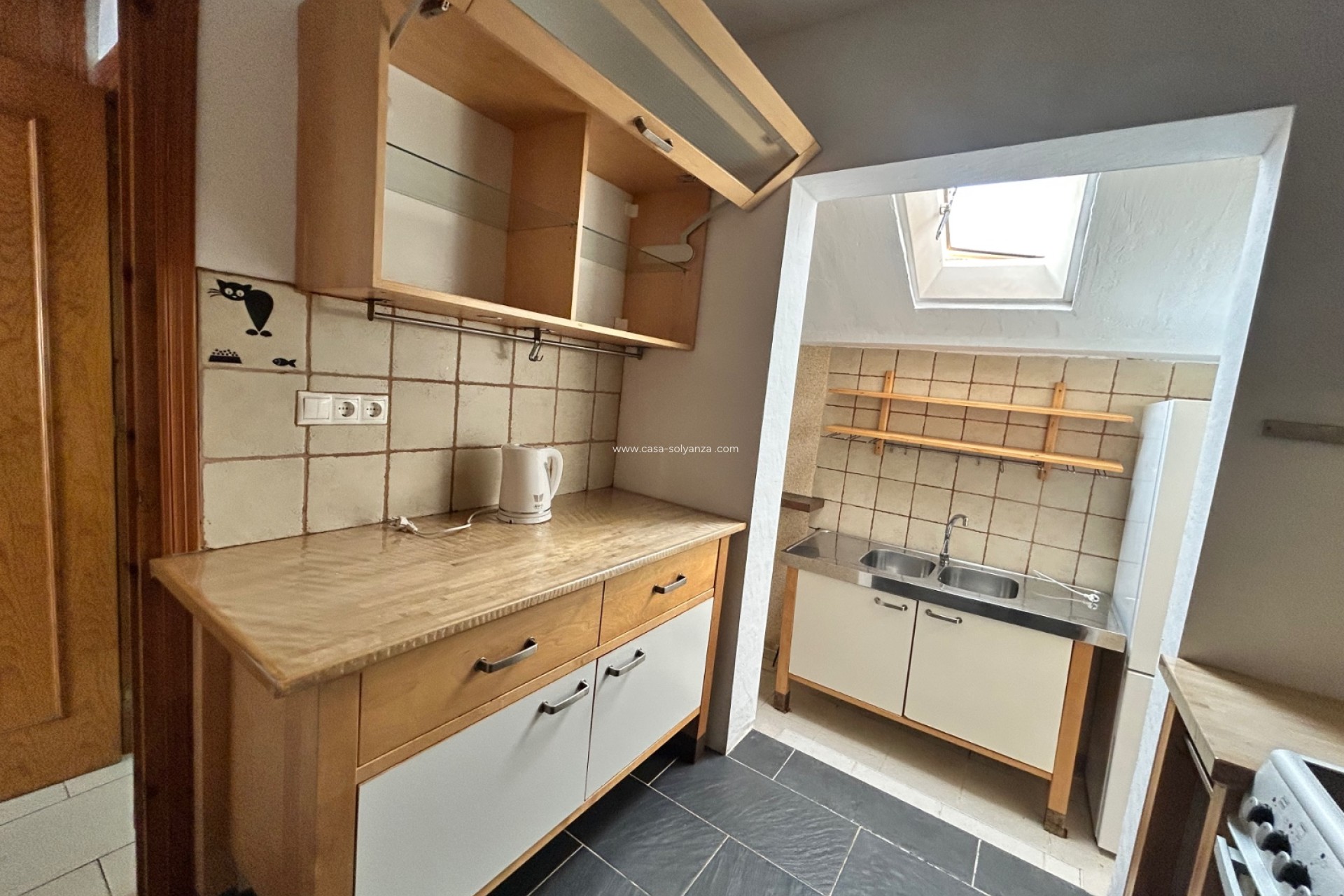 Resale - Townhouse - El Chaparral - Inland