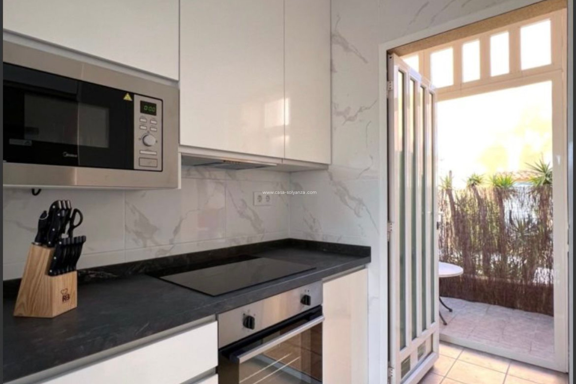 Resale - Townhouse - Guardamar del Segura - 0