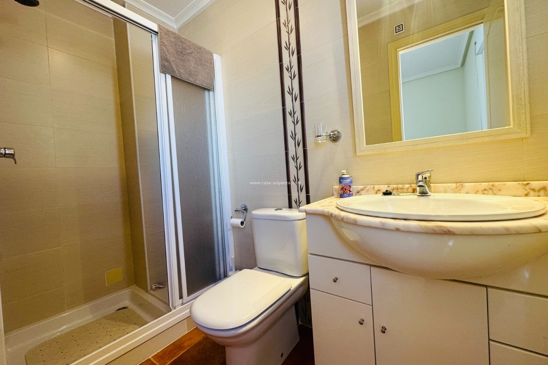 Resale - Townhouse - Jacarilla - Inland
