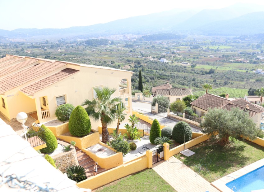 Resale - Townhouse - Jalón - Inland