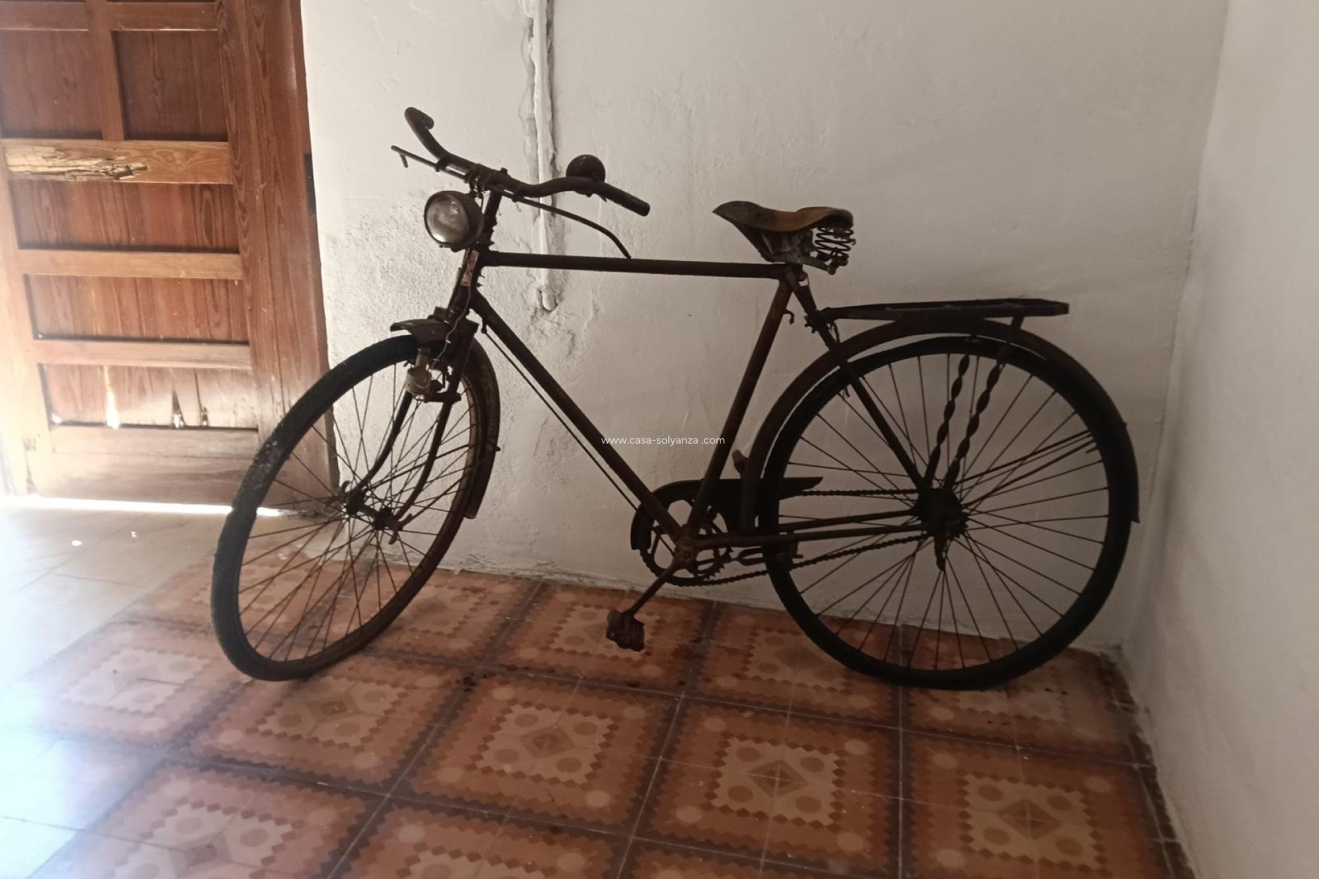 Resale - Townhouse - Jesus Pobre - Inland