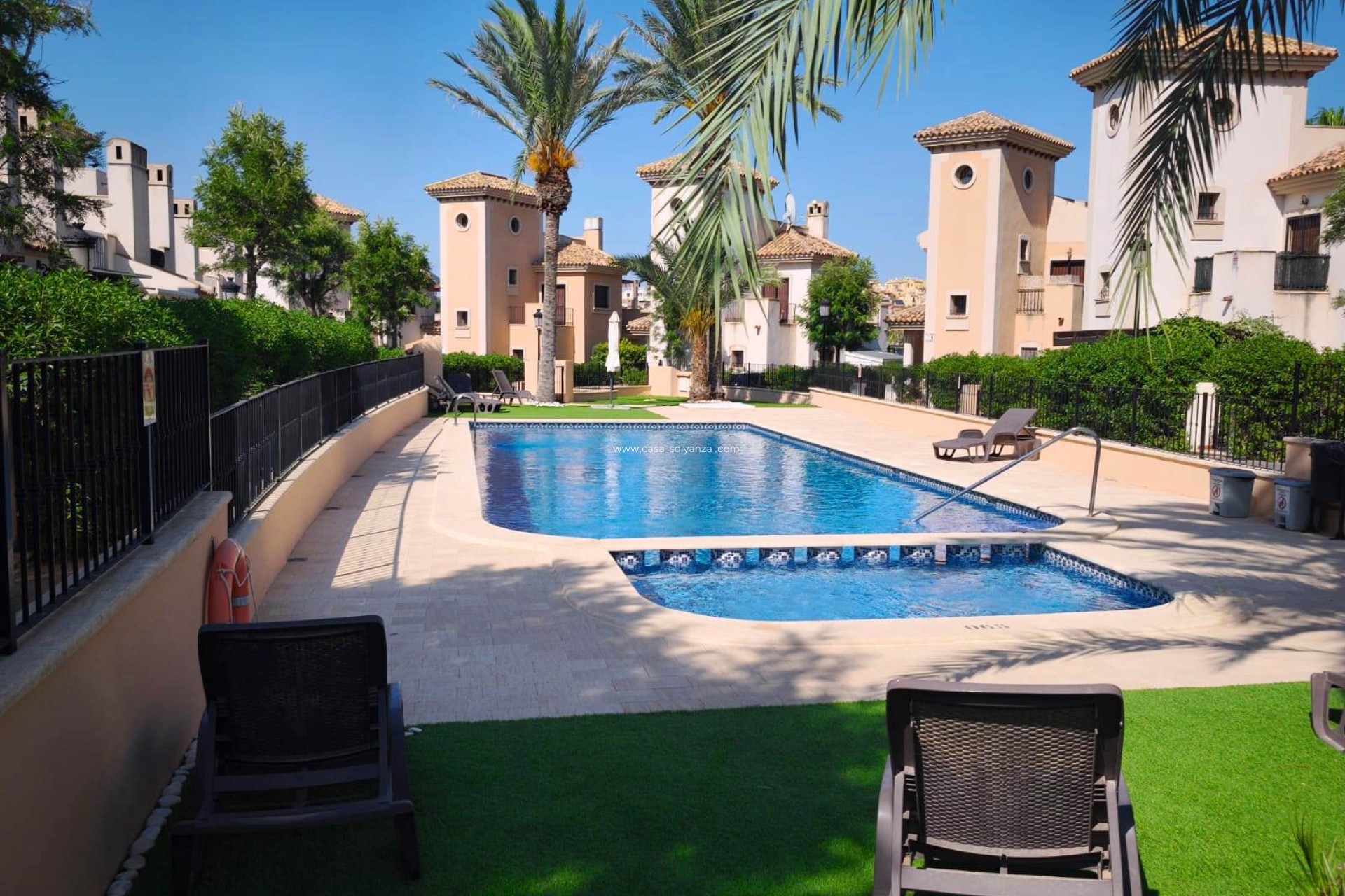 Resale - Townhouse - La Finca Golf - Inland