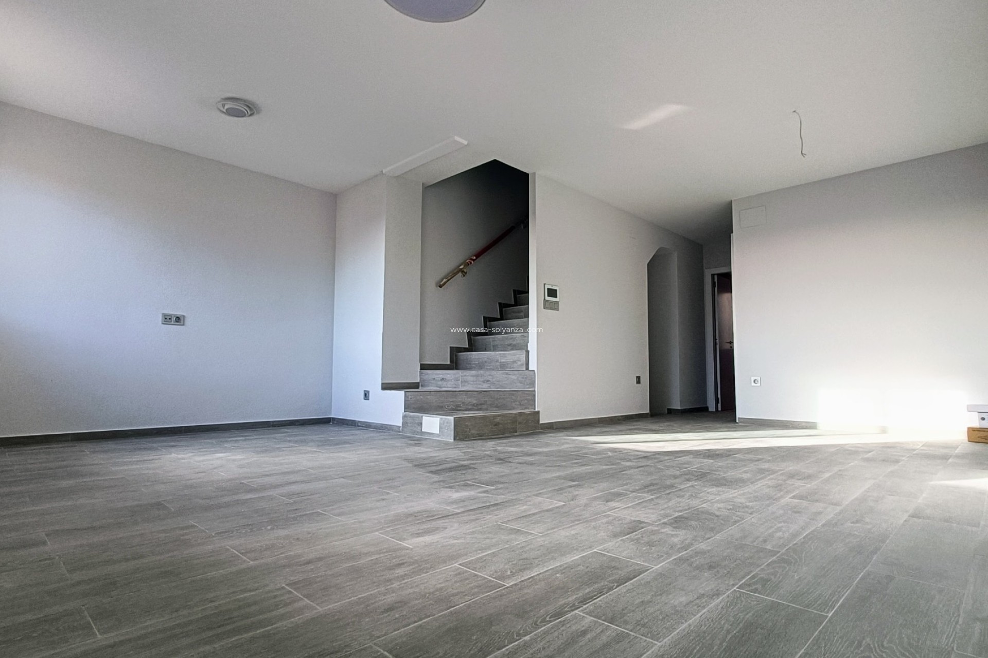 Resale - Townhouse - La Romana - Inland