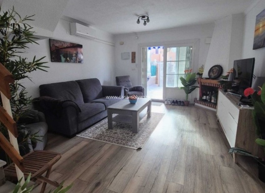 Resale - Townhouse - La Rosaleda - Inland