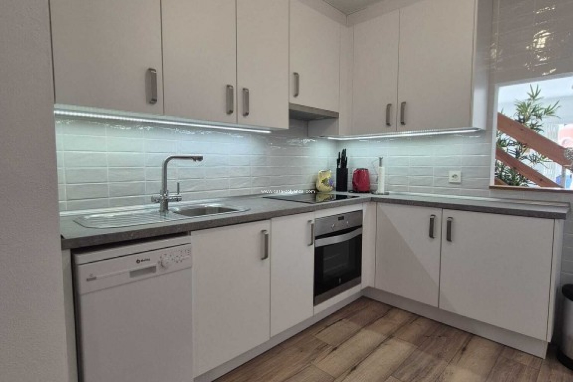 Resale - Townhouse - La Rosaleda - Inland