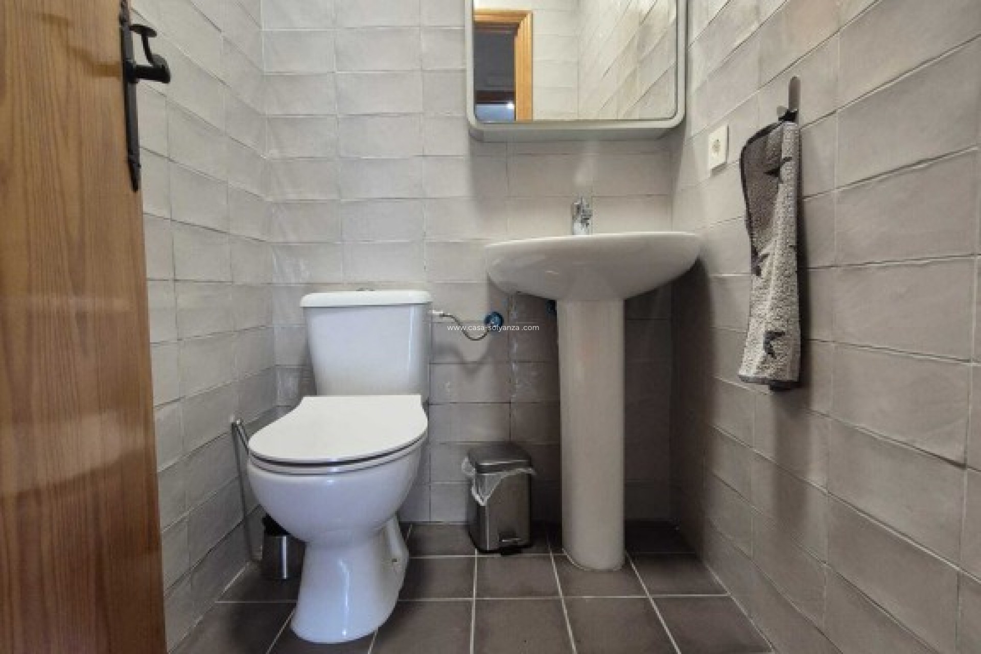 Resale - Townhouse - La Rosaleda - Inland