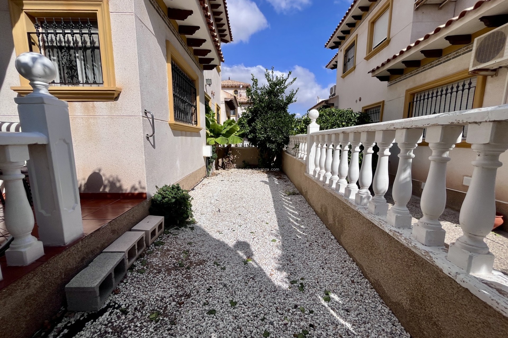 Resale - Townhouse - La Zenia