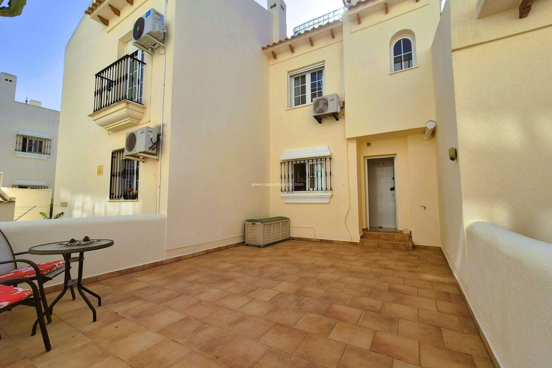 Resale - Townhouse - Las Ramblas - Inland