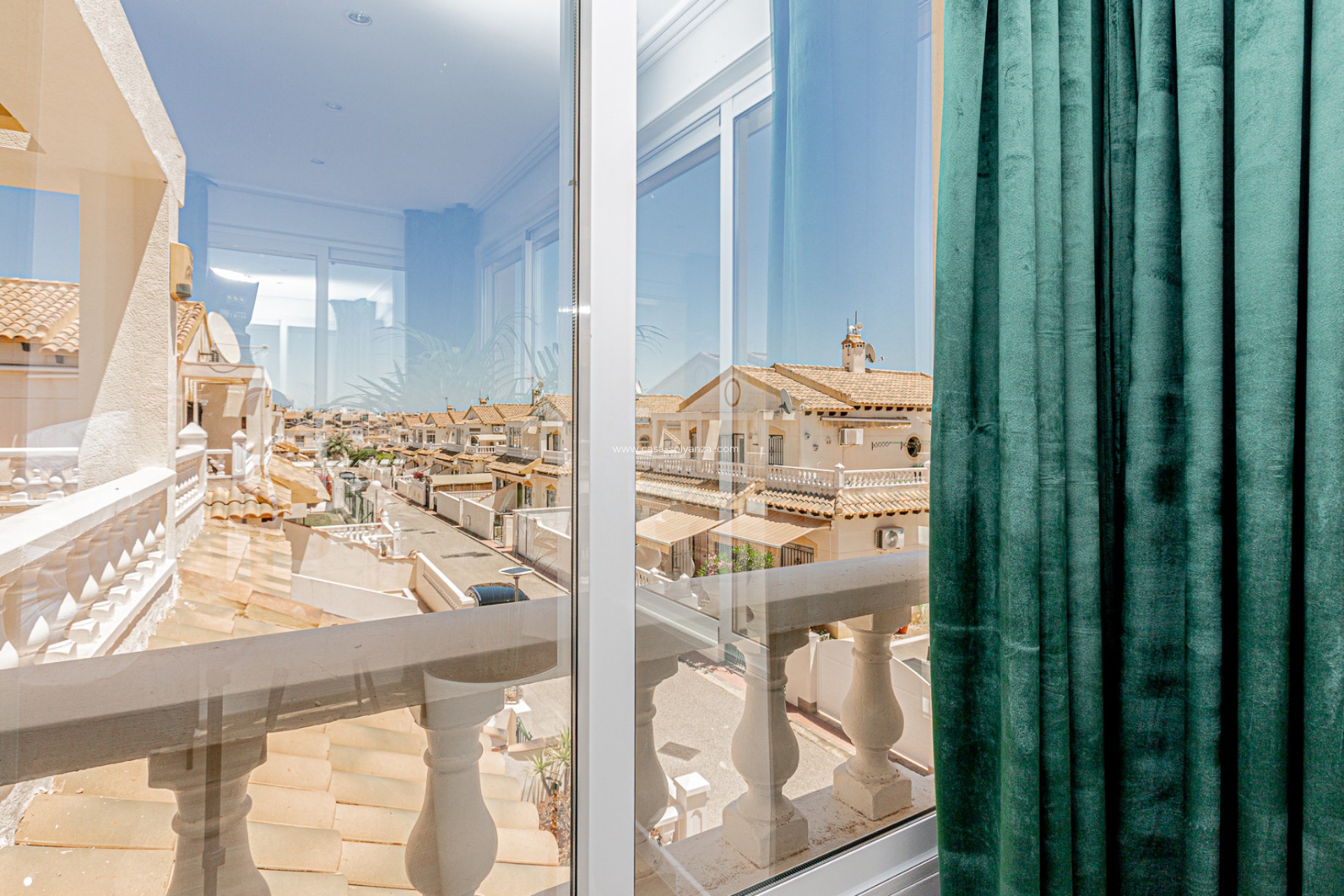 Resale - Townhouse - Los Altos