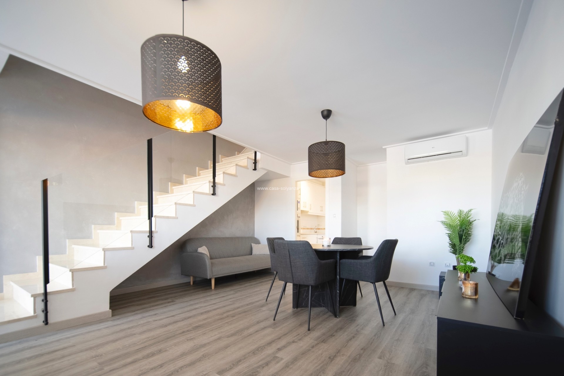 Resale - Townhouse - Los Balcones