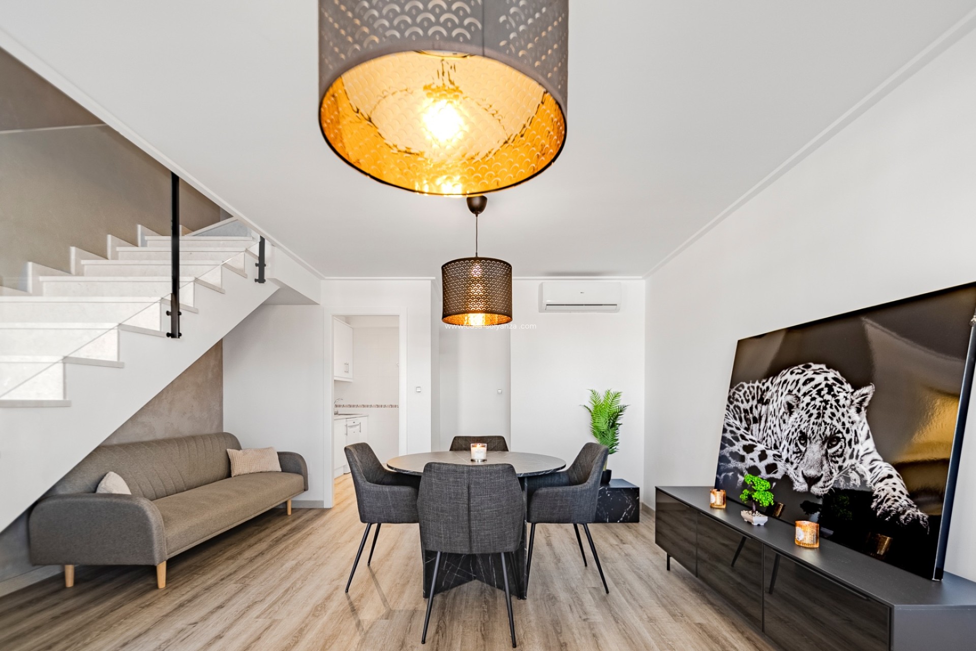 Resale - Townhouse - Los Balcones