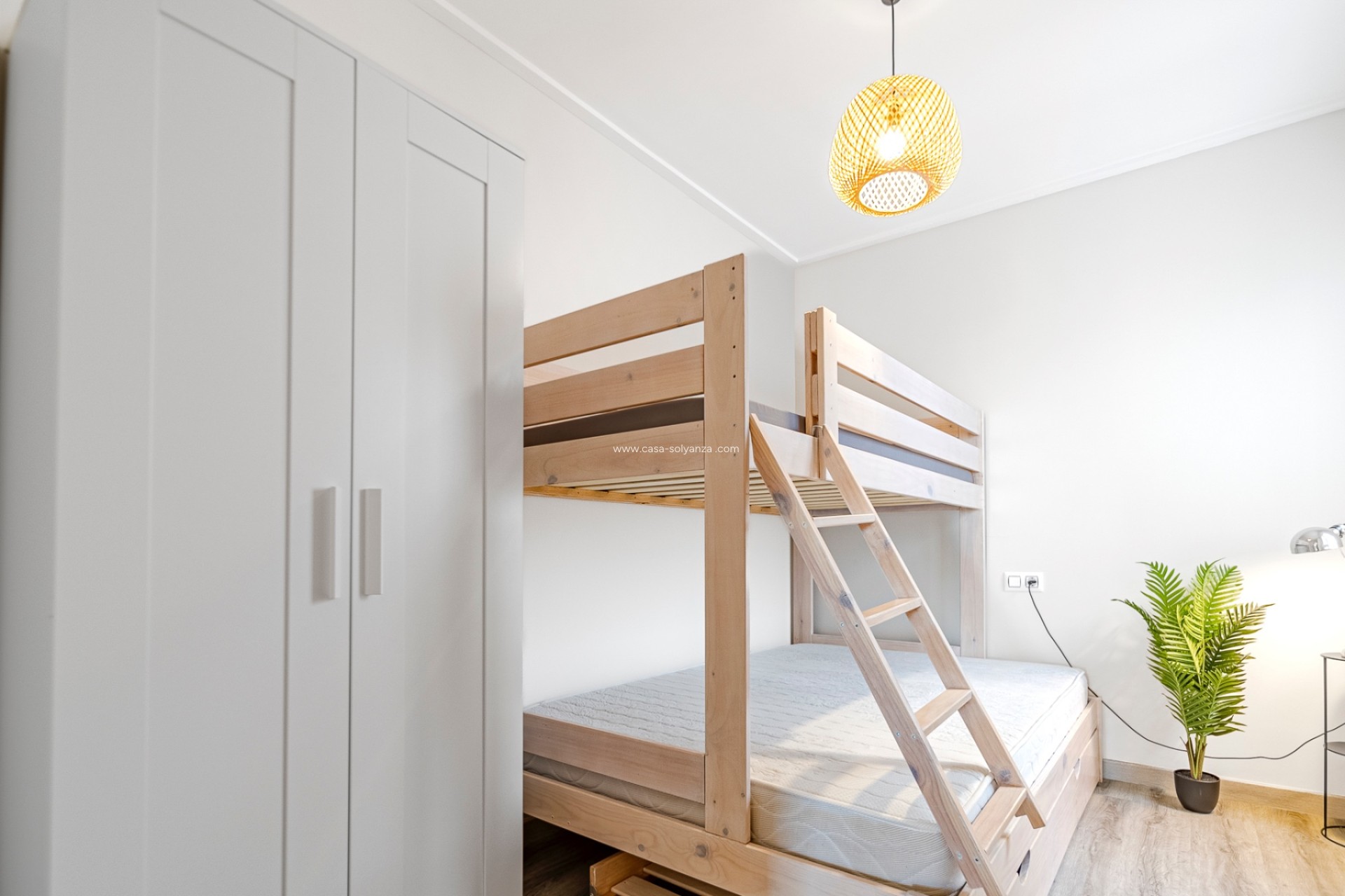 Resale - Townhouse - Los Balcones