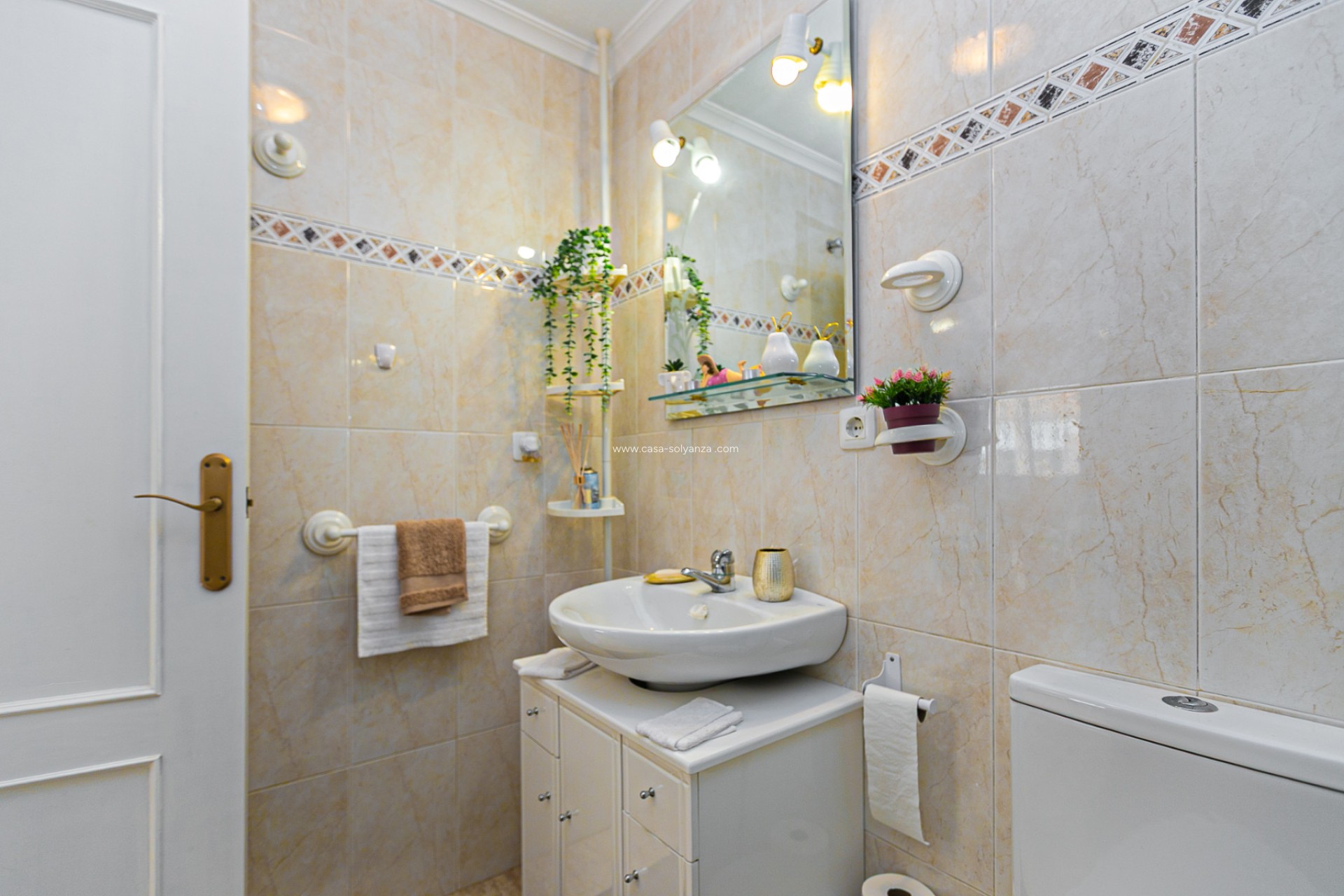 Resale - Townhouse - Mil Palmeras - Riomar