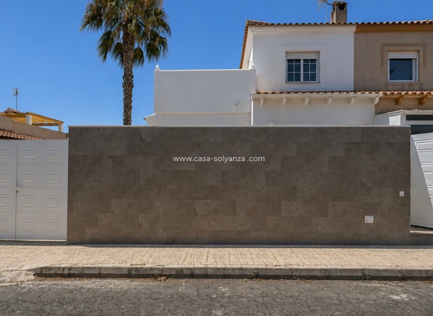Resale - Townhouse - Orihuela Costa - Costa Blanca