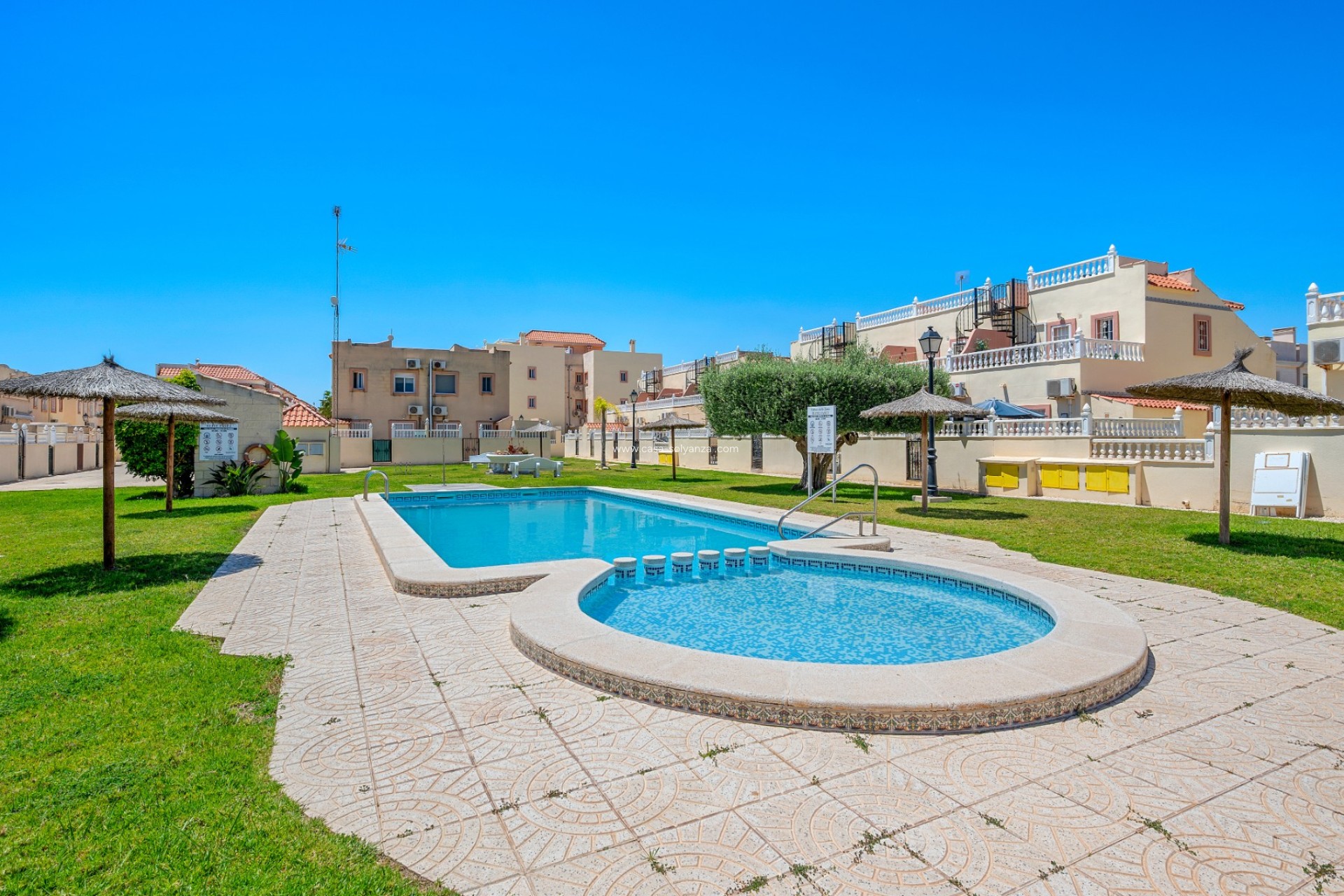 Resale - Townhouse - Orihuela Costa - La Zenia