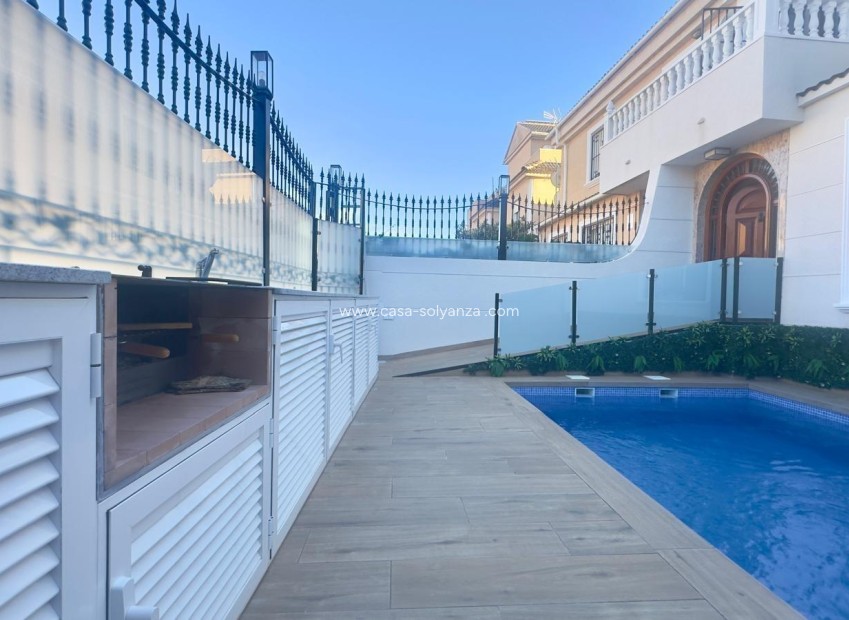 Resale - Townhouse - Orihuela Costa - La Zenia