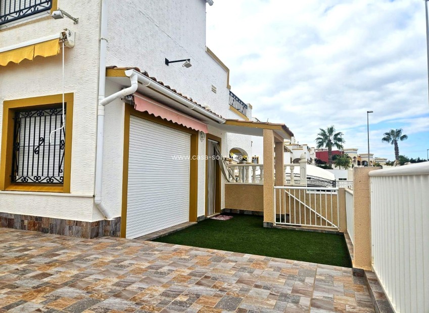 Resale - Townhouse - Orihuela Costa - Los Almendros-La Florida