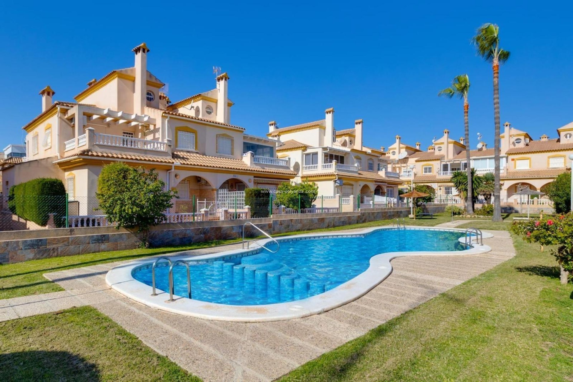 Resale - Townhouse - Orihuela Costa - Playa Flamenca